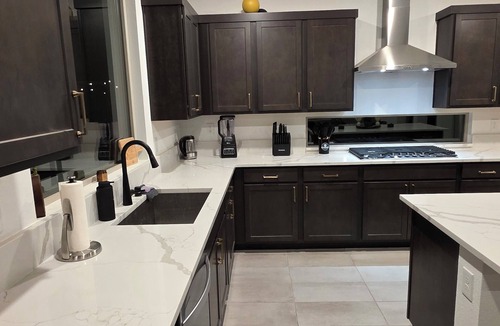 Enterprise House | luxurious 4-bedroom house in perfect Las Vegas with AC, 10 minutes to strip