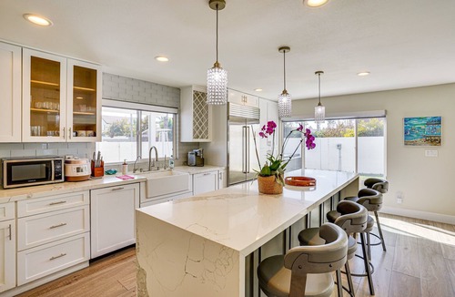 Huntington Beach House | Luxurious home less than 1 mile walking to Ocean!