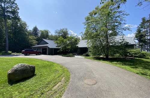 Belgrade House | Luxurious lakefront home with 750' of spectacular frontage on Great Pond