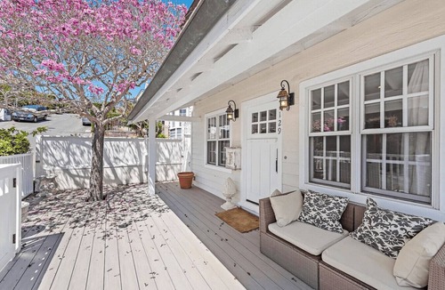 Laguna Beach House | Luxurious Seaside Escape-85 Steps to the Beach-Panoramic Ocean Views