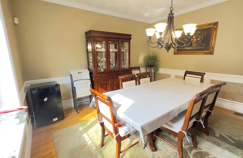 East Somerville House | Luxury 3 Bedroom Home Perfect for Access to Central Boston or Salem