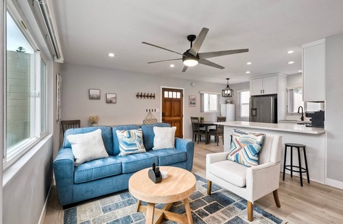 Carlsbad Village House | Luxury Beach Duplex | Sleeps 9 | Dog-Friendly | A/C | Fire Pit & Grill