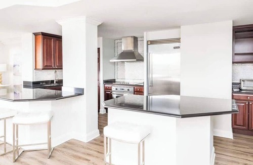Rush and Division Apartment | Luxury Designer Penthouse Combo West | Gold Coast