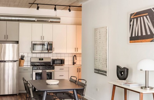 Near North Side Apartment | Luxury Designer Penthouse Loft 502 | River North