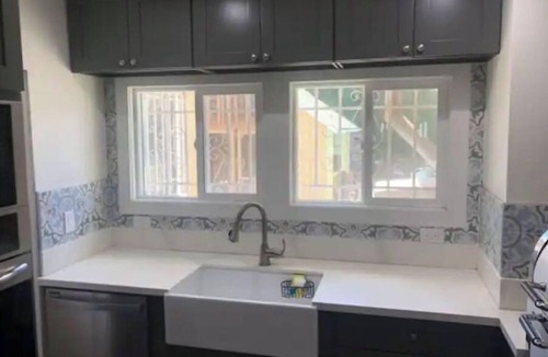 Hollywood House | Luxury Hollywood Home with Bbq Patio/Pool/Parking