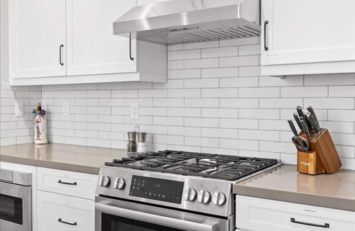 Carlsbad Village House | Luxury in village with private patio - 2 blocks from beach & village!