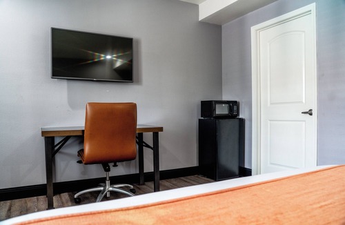 Inglewood Hotel | LYFE INN & SUITES by AGA - LAX Airport