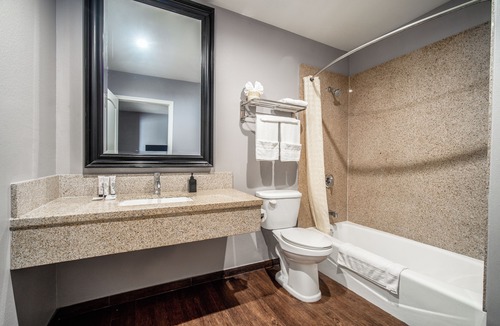 Inglewood Hotel | LYFE INN & SUITES by AGA - LAX Airport
