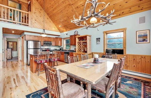 Bethel Ski Chalet | Maine Ski Chalet "Galt's Gulch" | AC, Hot Tub, Fire Pit, 10min to Mountain!