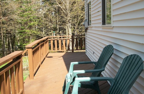 Town Hill House | Make your 2026 reservations now. Pet friendly.