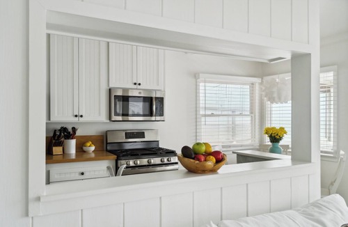 Eastern Malibu Condo | Malibu, Carbon Beach - Oceanfront Suite Three