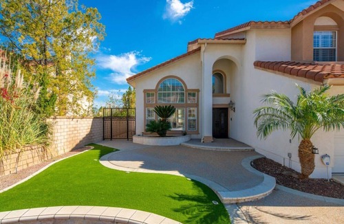 Rowland Heights Cottage | Marbella Lane - Captivating Home w Pool