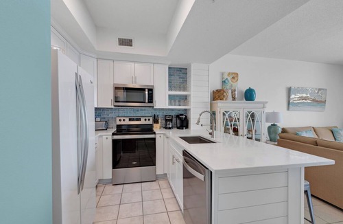 Navarre Beach Condo | Mermaid's Grotto - Summerwind 1002E Beach Service Included 2024!!