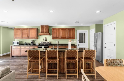 Marianna House | Merritt's Mill Pond Hideaway - 2.5 acres of waterfront paradise