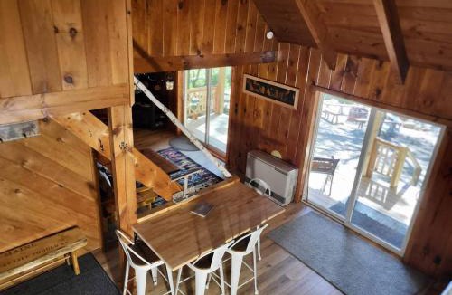 New Vineyard House | Mill Pond Waterfront Cabin On The Way To Sugarloaf