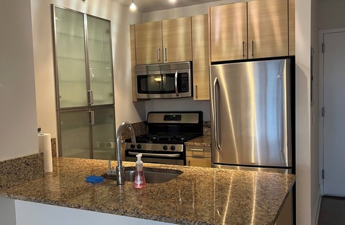 Midtown Apartment | Million Dollar View, 1-bedroom apartment in charming New York with AC near MSG