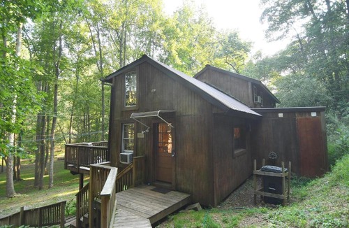 Berkeley Springs Ski Chalet | Mishka (Bear Cub Retreat)at Sleepy Creek