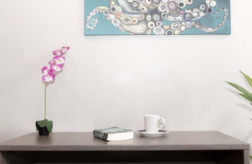 Old Town House | Modern 1BR Walk to All! Parking, Wi-Fi ⚡️ Cable TV