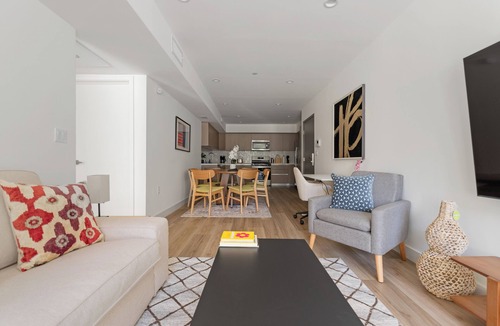 West Los Angeles Apartment | Modern Living in a Prime West LA Location