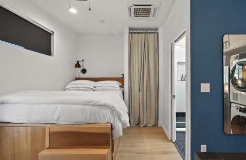 Boyle Heights House | Modern Luxe Studio in Los Angeles