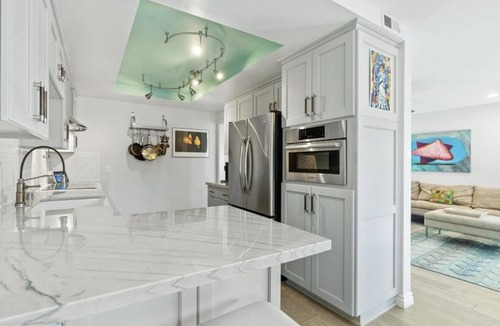Del Mar Heights Condo | Modern Ocean View Condo in Del Mar - Luxury Amenities