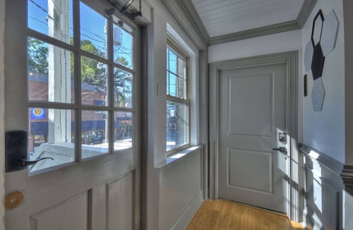 Blue Ridge Apartment | Modern Penthouse Suite in historic downtown Blue Ridge, GA