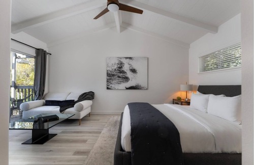 Montecito House | Montecito-Chic Beachside Retreat