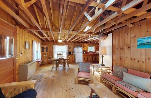 Northeast Somerset House | Moosehead Memories - Quiet Dog-Friendly, Dock, & Firepit