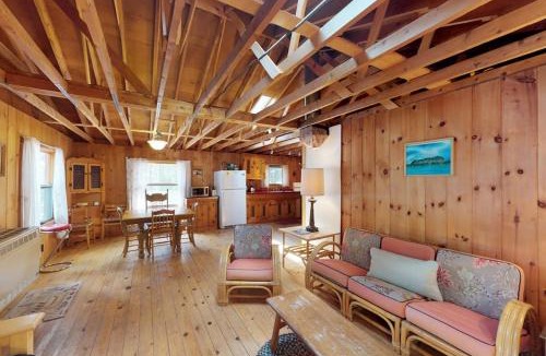 Northeast Somerset House | Moosehead Memories - Quiet Dog-Friendly, Dock, & Firepit
