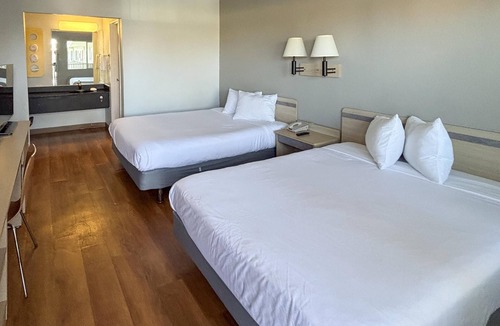 Sunrise Manor Hotel | Motel 6 Las Vegas, NV - Boulder Highway