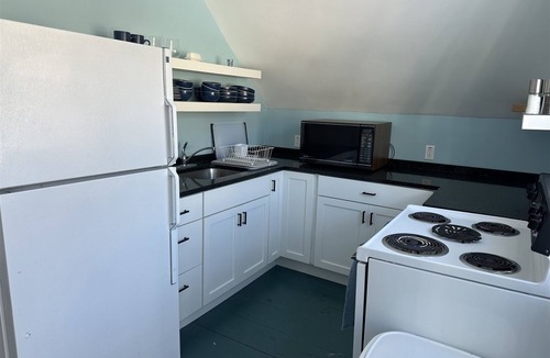 Camden House | MOUNTAIN HOUSE RETREAT - Town of Camden