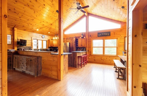 Sunday River Area House | Mountain View Lodge at Sunday River