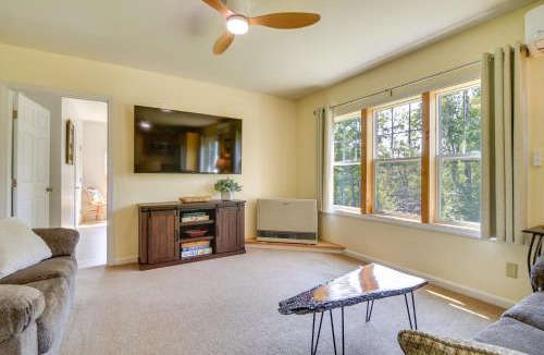 East Central Franklin House | Mountain-View Maine Cabin: Ski, Hike & Bike!