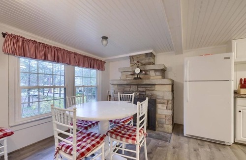 Mount Gretna Heights Cottage | Mt. Gretna Gem w/Huge Porch!