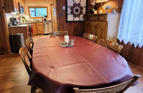 Mount Gretna Cottage | Multi-family Mt Gretna Cottage: Steps to Playhouse