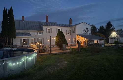 Oakland House | My Valhalla Farm