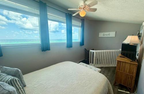 Biltmore Beach House | Nautical Watch Gulf Side Villas B-13