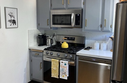 Arrowhead Villas Cottage | NEW! 2 Bedroom Cozy Cottage in the Trees Sleeps 6