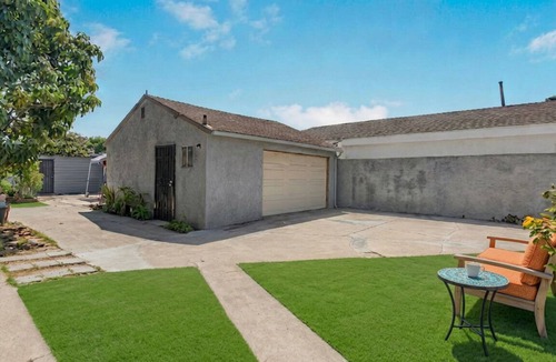 Inglewood House | New 2BR/2BA Furnished Home w/Yard LAX/SoFi/Intuit