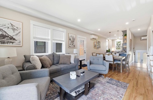 Waterville Valley House | New Construction | EV Charger | Sleeps 11