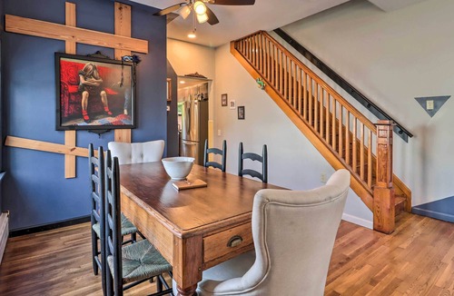 Jim Thorpe House | NEW! Dog-Friendly Jim Thorpe Townhome w/ Fire Pit!