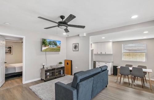 Bayou Oaks House | Newly Renovated Home Close to Everything!