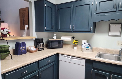St. Marys House | Nice 2 Bedroom Great for Contractors