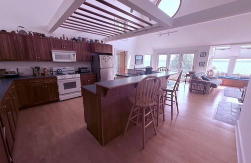 Deer Isle House | Oak Point Cottage- Bold, Southern Facing Ocean Frontage