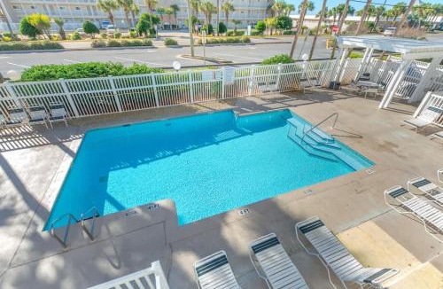 Crystal Beach House | Oar'asis Heated Pool Beach View
