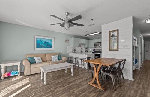 Crystal Beach House | Oar'asis Heated Pool Beach View