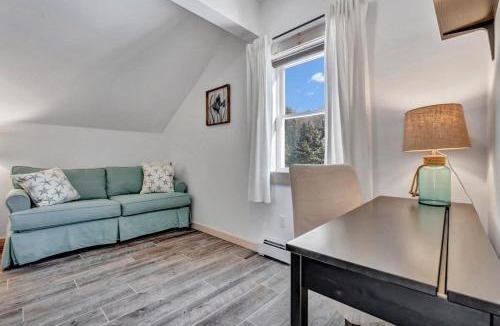 Owls Head House | Ocean Breeze Haven - Short walk from Crescent Beac