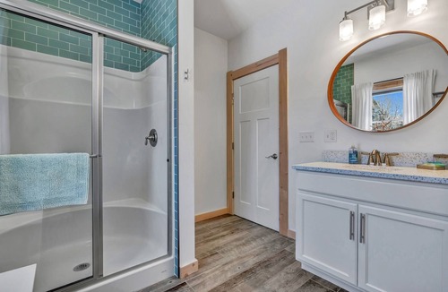 Owls Head House | Ocean Duplex with Walk to Beach for Large Families