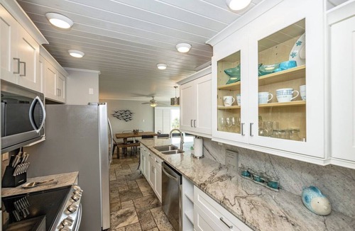 Crescent Beach Condo | Oceanfront Oceanside Dream at Ocean House 222