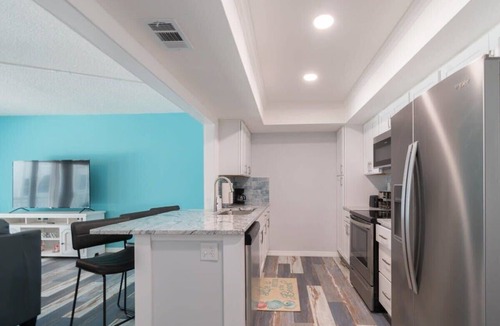 South Patrick Shores Condo | Oceanfront Updated Condo - Direct Beach Access!